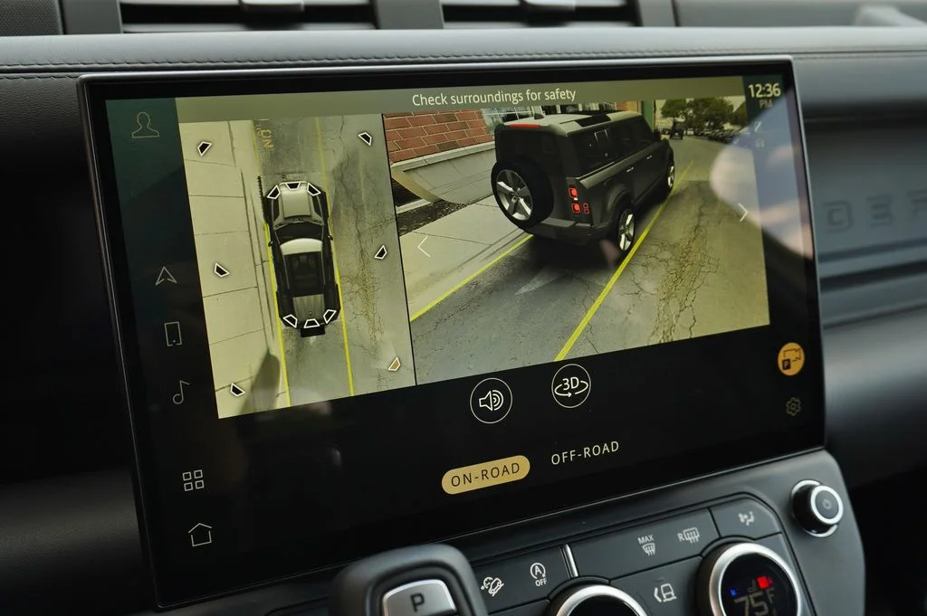 New 2026 Borasco Grey Land Rover X-Dynamic SE image 25