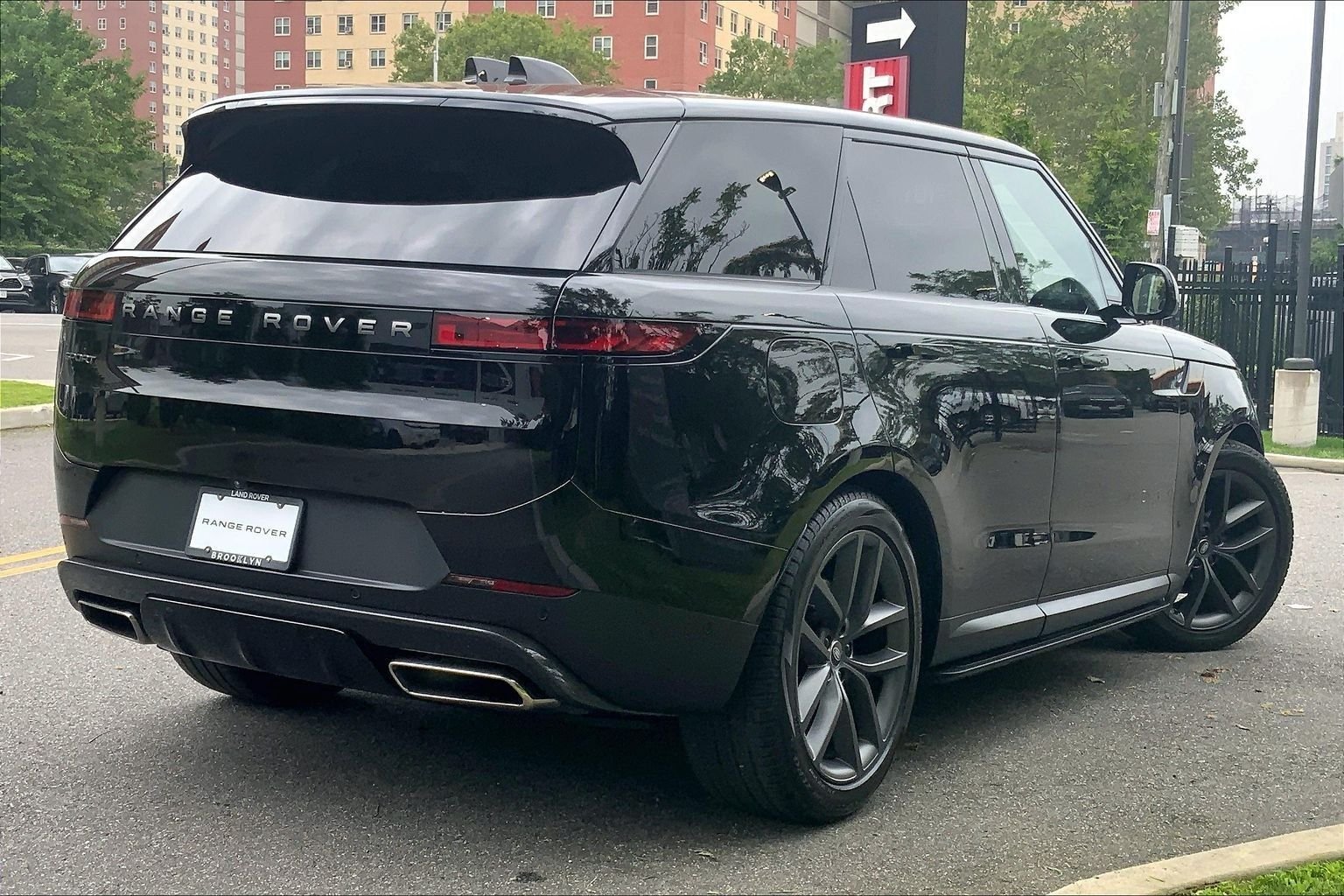 Certified Used 2024 Santorini Black Metallic Land Rover SE image 12
