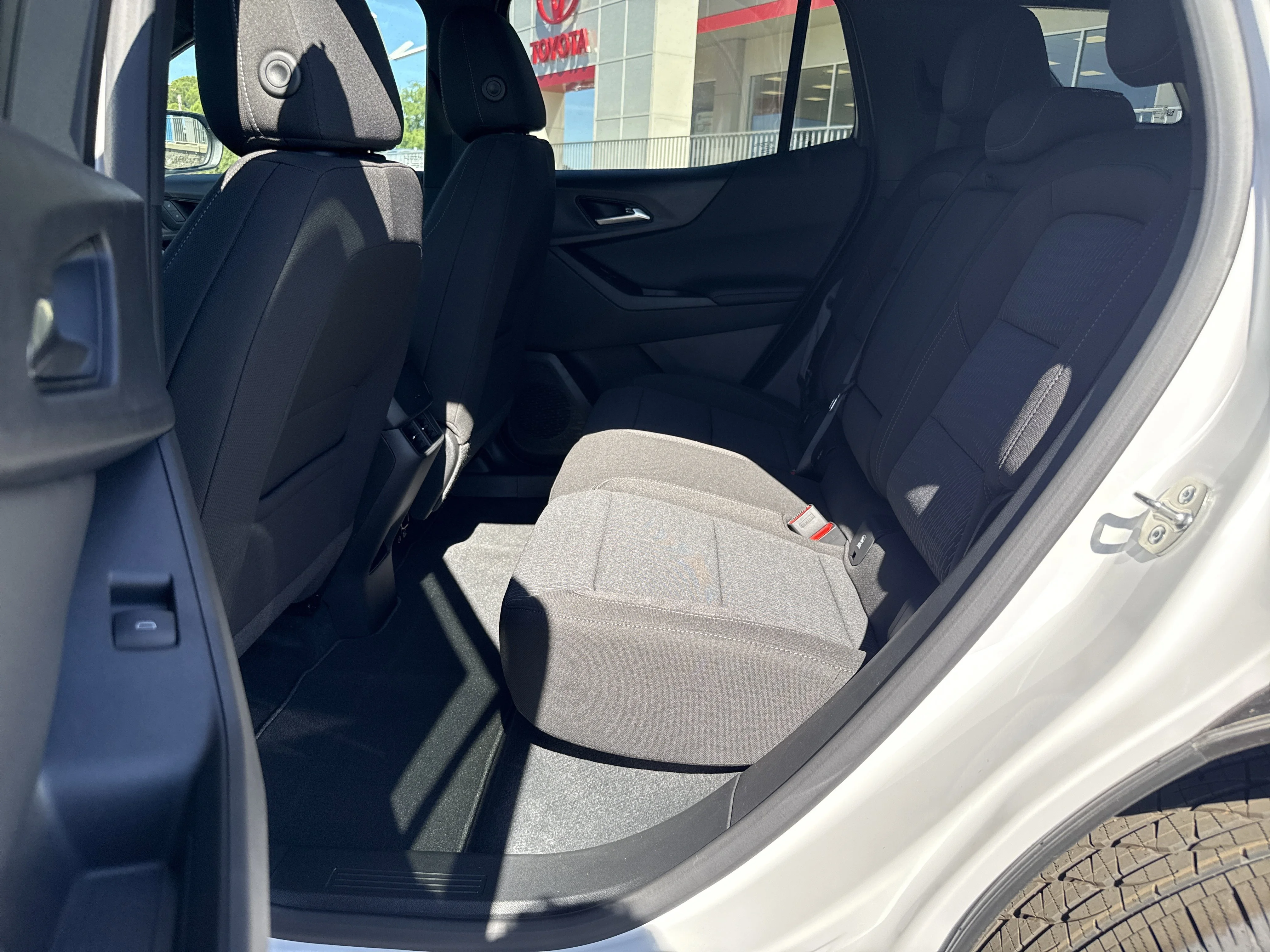 2026 Chevrolet Equinox LT - Photo 11