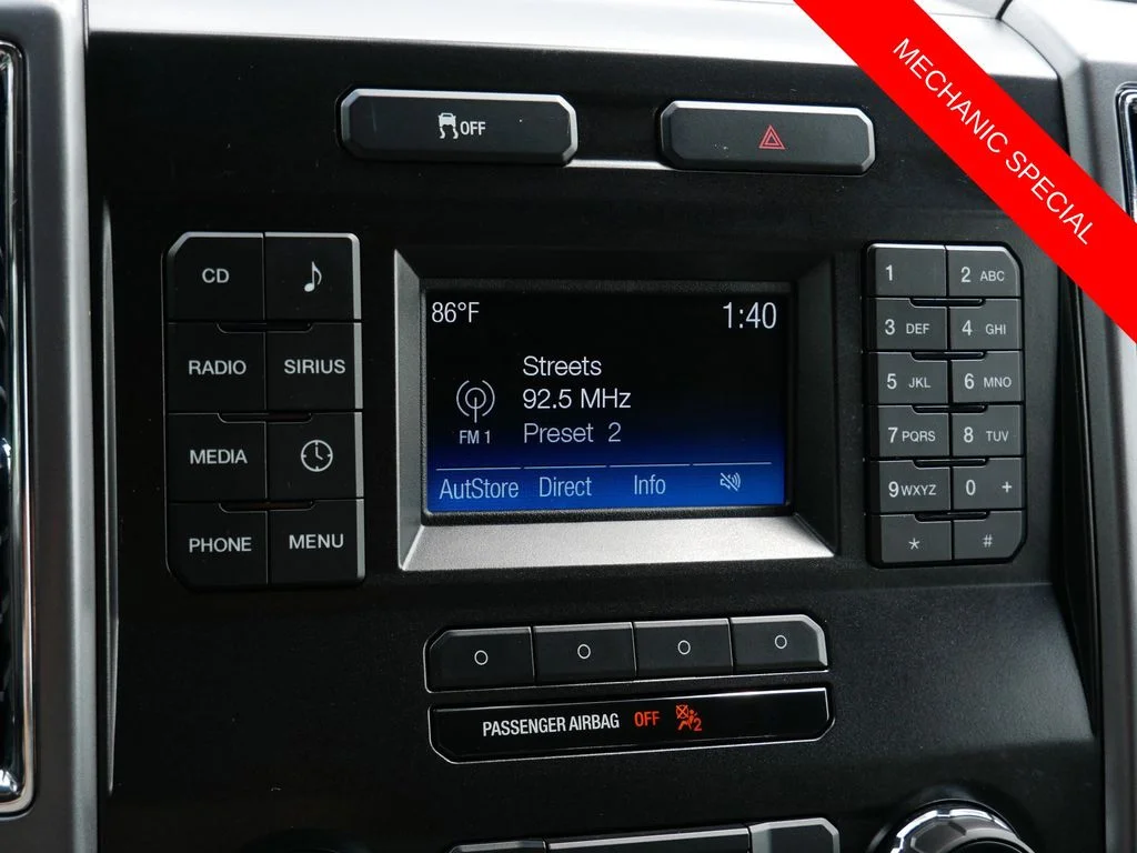 Used 2015 Silver Ford XLT image 20