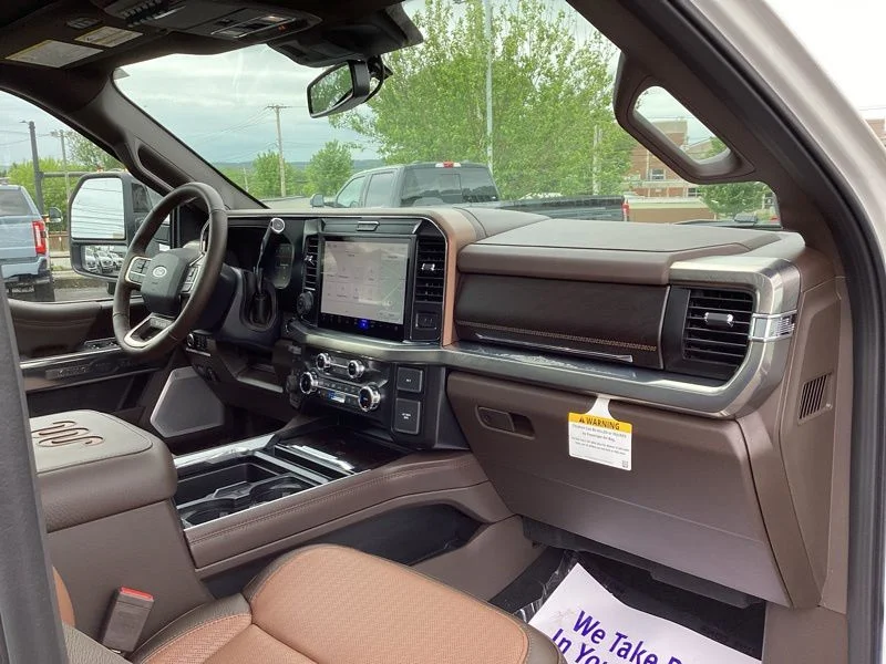 New 2026 Star White Metallic Tri-Coat Ford F-350® King Ranch® image 14