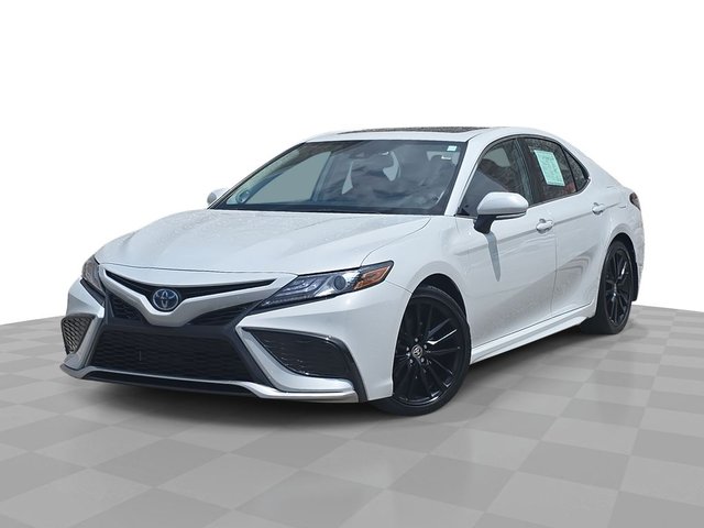 2022 Toyota Camry Hybrid XSE