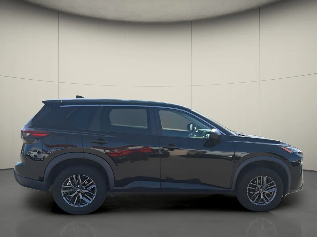 Used 2024 Black Nissan S image 8