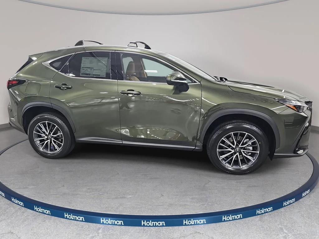 New 2026 Nori Green Pearl Lexus PREMIUM PLUS AWD image 2