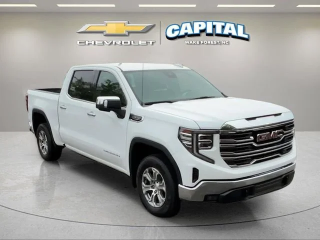 Used 2025 Summit White GMC SLT image 7