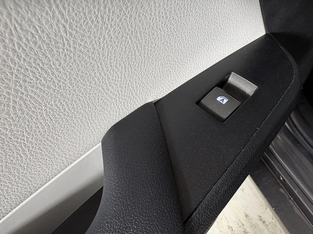Used 2018 Gray Toyota Premium image 33