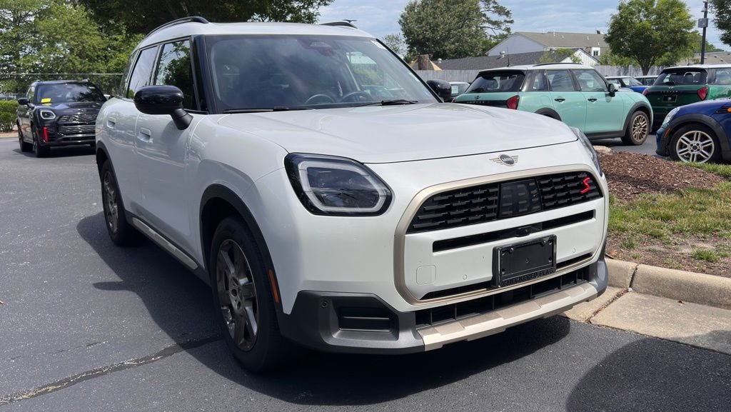 2025 MINI Countryman S ALL4's photo
