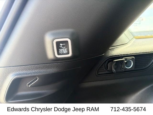 New 2027 Fathom Blue Pearlcoat Jeep Limited image 28