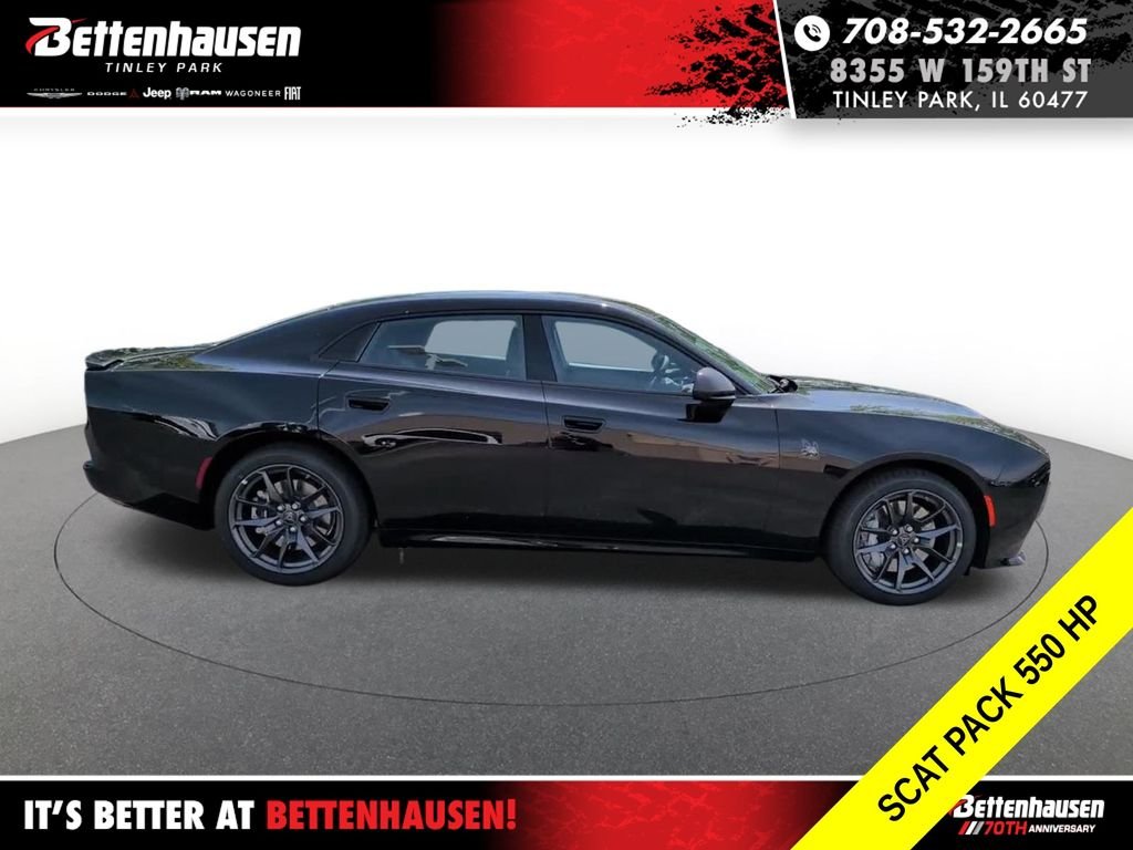 New 2026 Diamond Black Crystal Pearlcoat Dodge R/T Scat Pack image 3