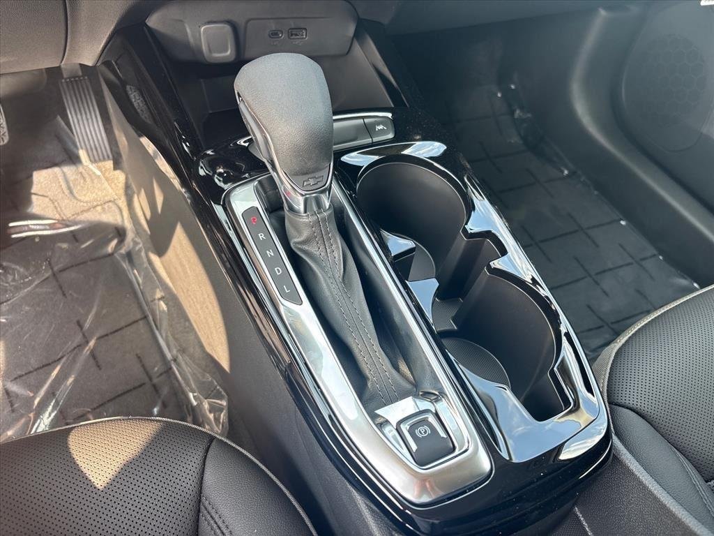 New 2026 White Sands Chevrolet ACTIV image 15