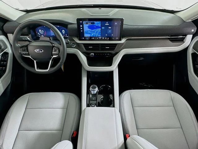 New 2026 Gray Ford Platinum image 14