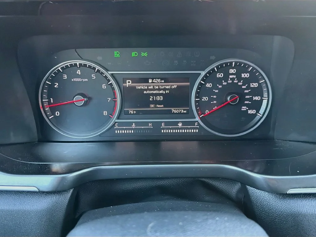 Used 2021 Silver Kia S image 40