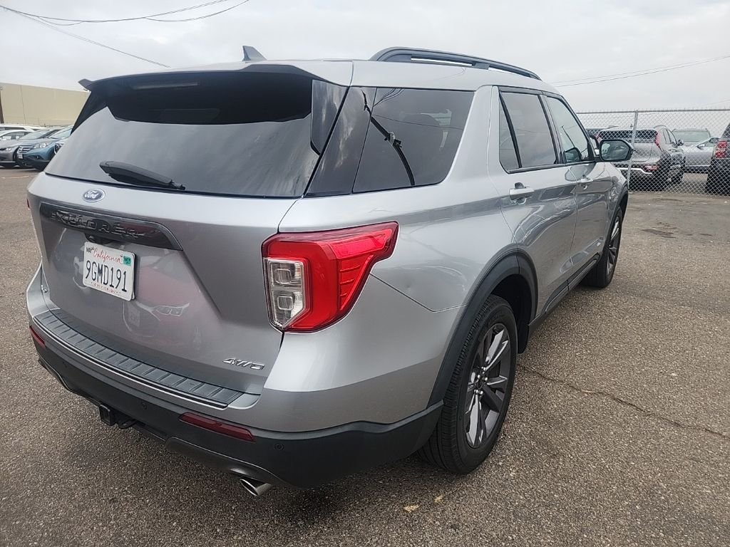 Used 2023 Silver Ford XLT image 13