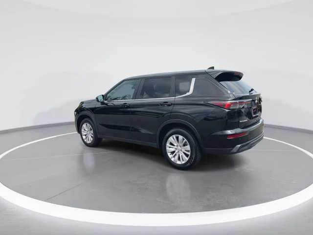 Used 2025 Black Mitsubishi ES image 6