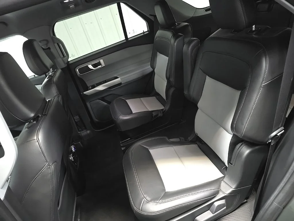 Used 2024 Green Ford XLT image 35