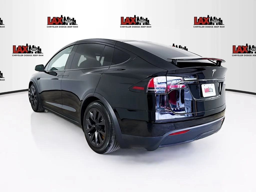 Used 2023 Black Tesla Standard Range image 5