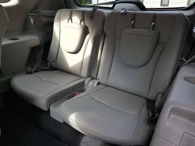 Used 2013 White Toyota SE image 12