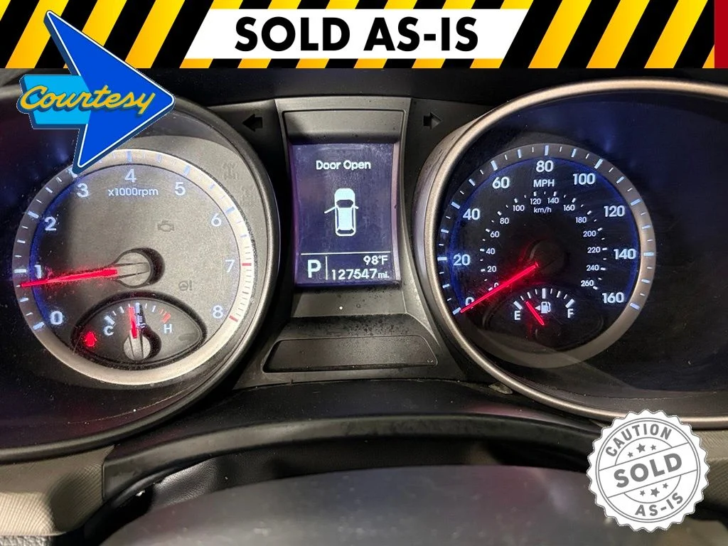 Used 2013 White Hyundai Base image 21