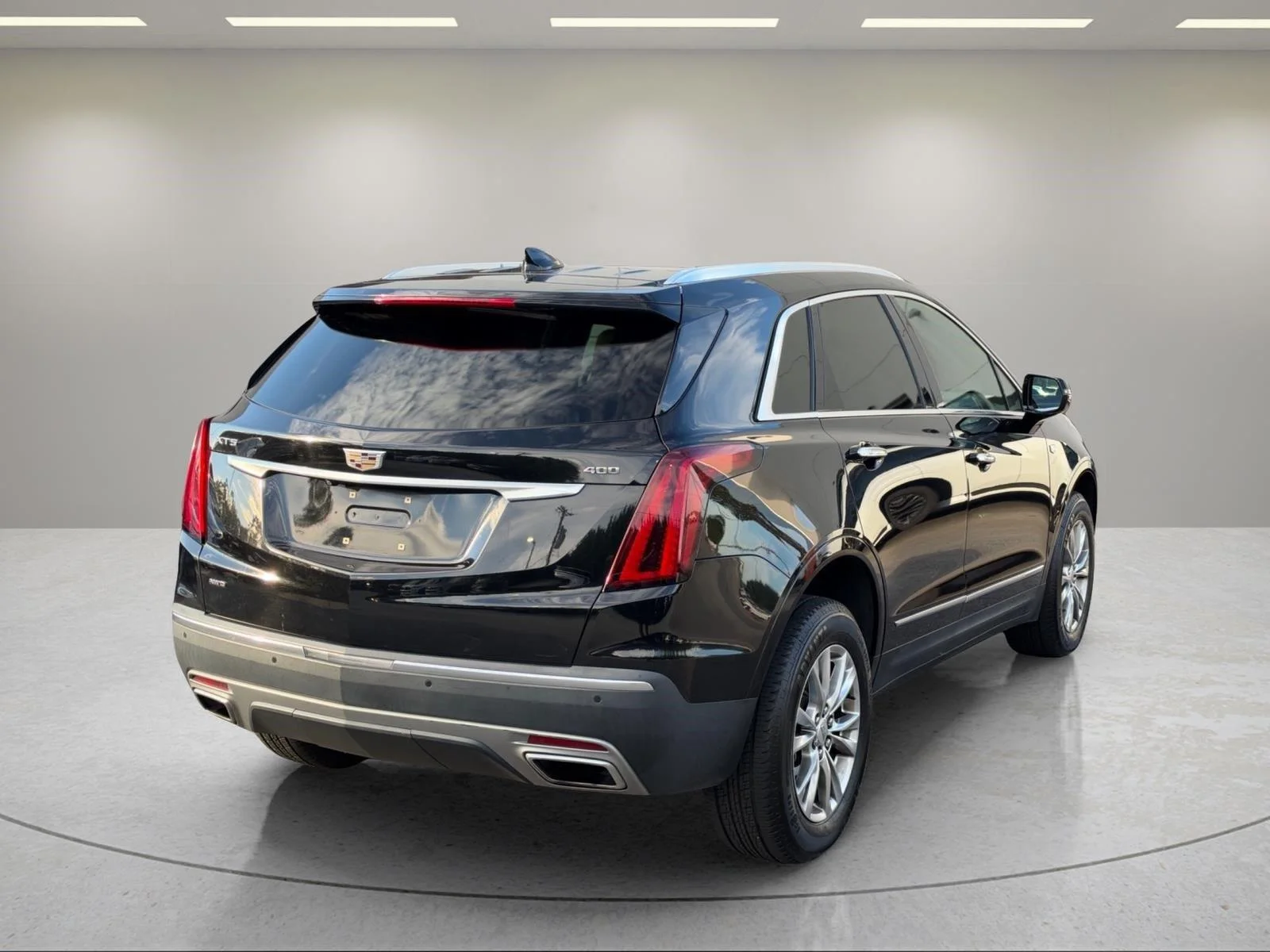 Used 2020 Stellar Black Metallic Cadillac Premium Luxury AWD image 7