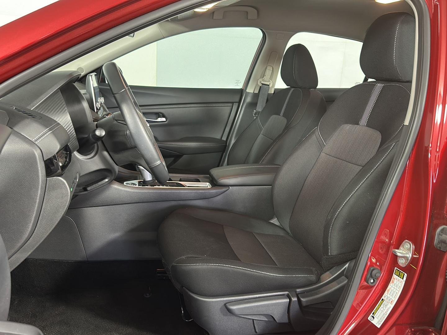Used 2024 Scarlet Ember Tintcoat Nissan SV image 5