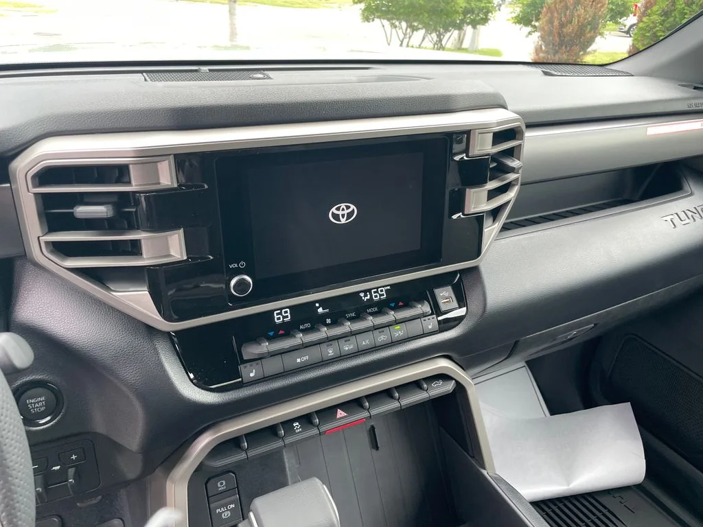 2026 Toyota Tundra SR5 - Photo 18