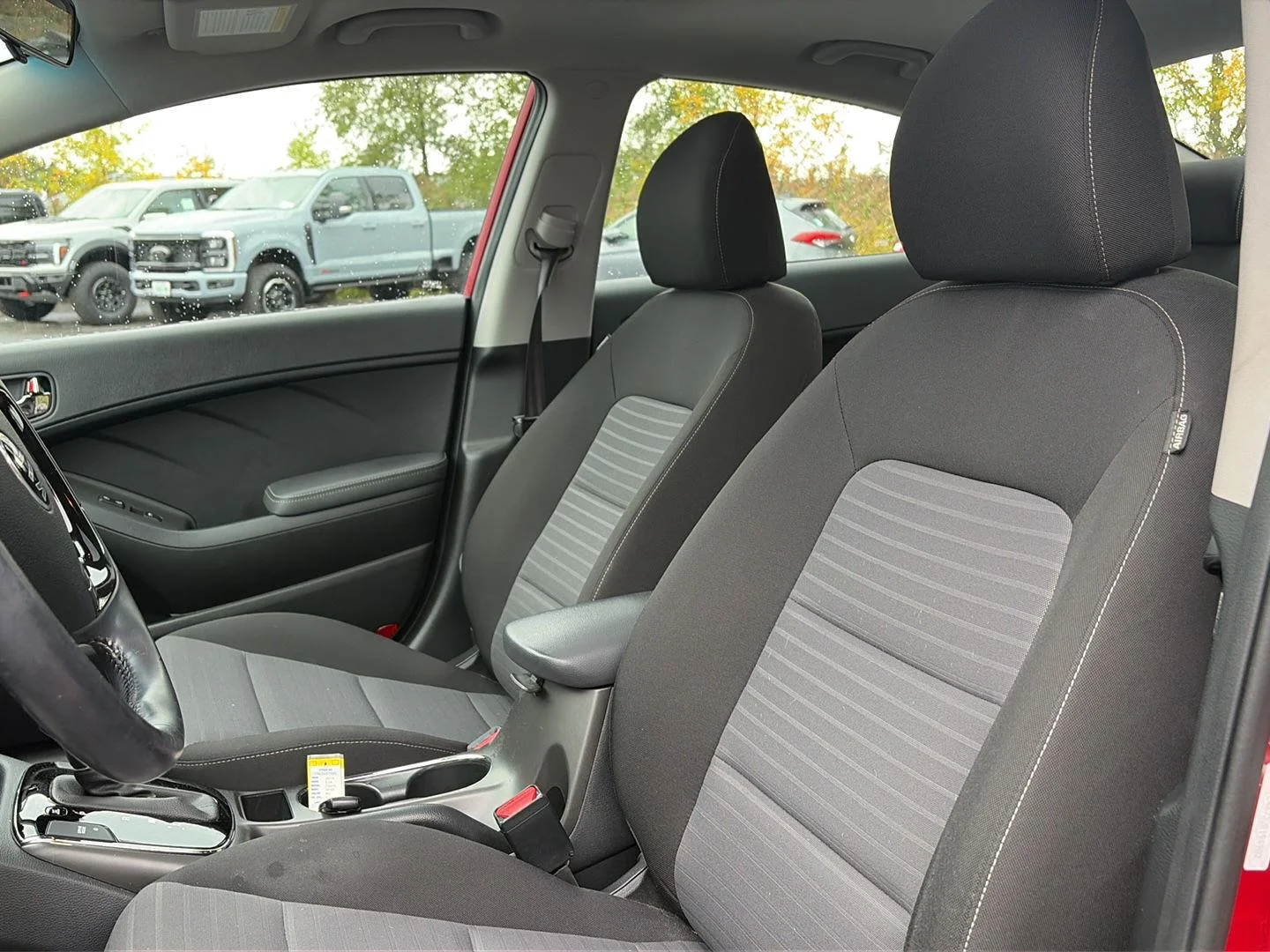 Used 2018 Currant Red Kia S image 4