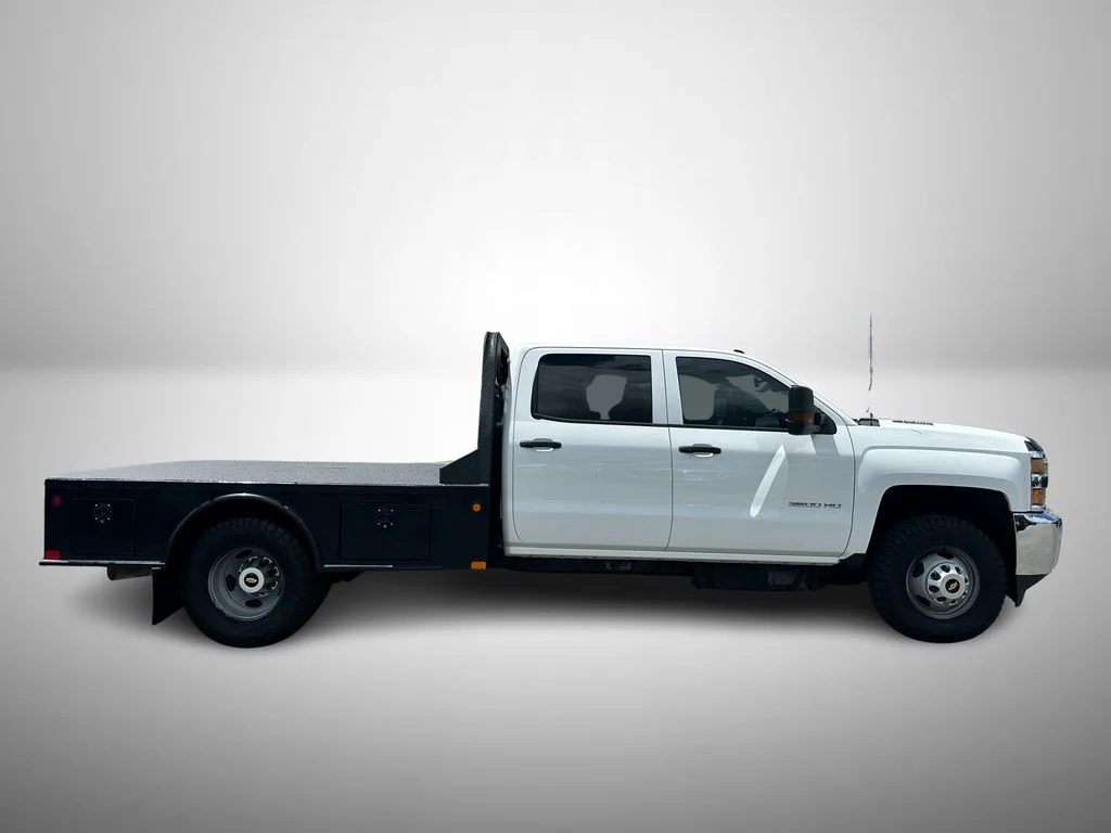 Used 2015 White Chevrolet Work Truck image 5