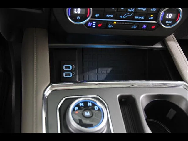 Used 2019 White Ford XLT image 18