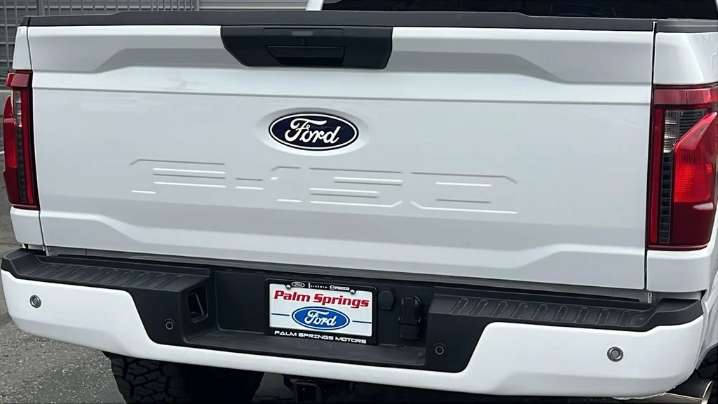 New 2026 Oxford White Ford XL image 6