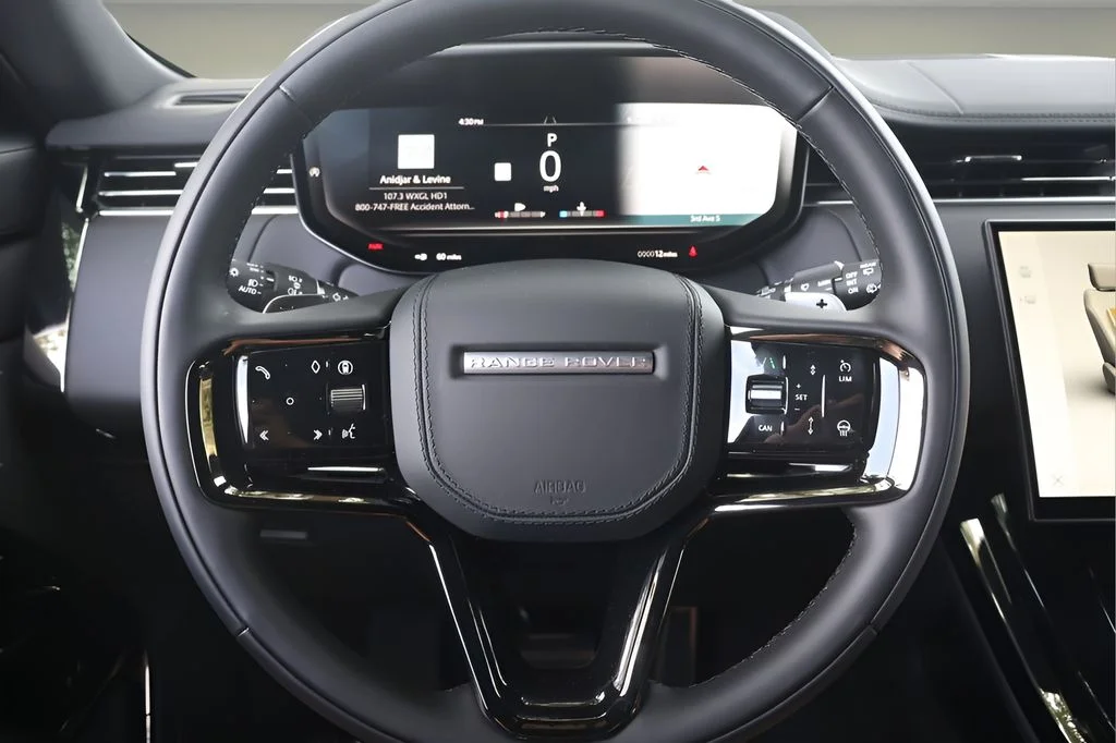 New 2026 Charente Grey Land Rover Dynamic SE image 18