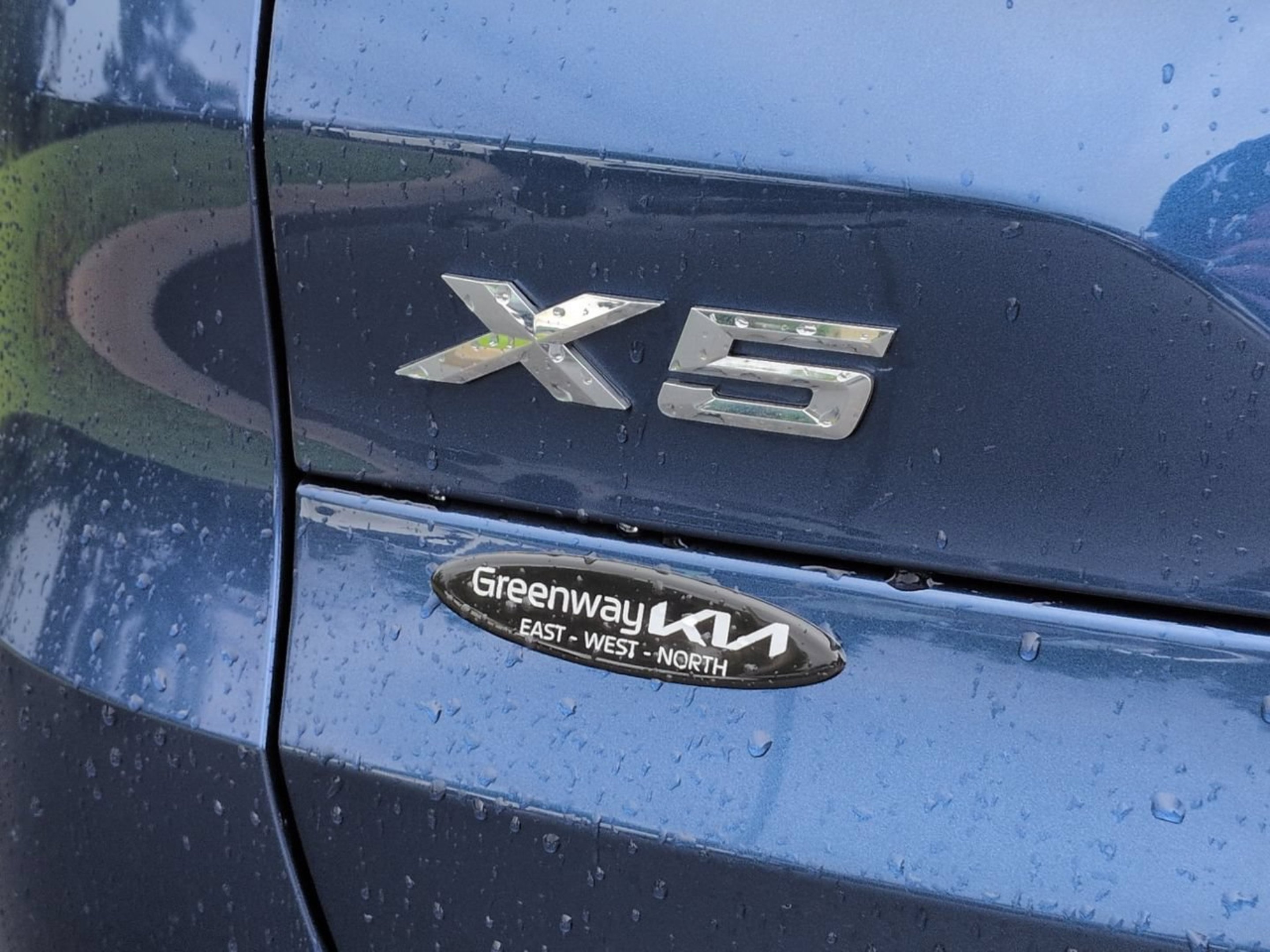 Used 2021 Phytonic Blue Metallic BMW sDrive40i image 34