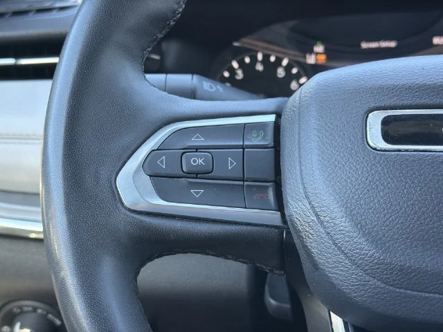 Used 2024 Gray Jeep Limited image 27