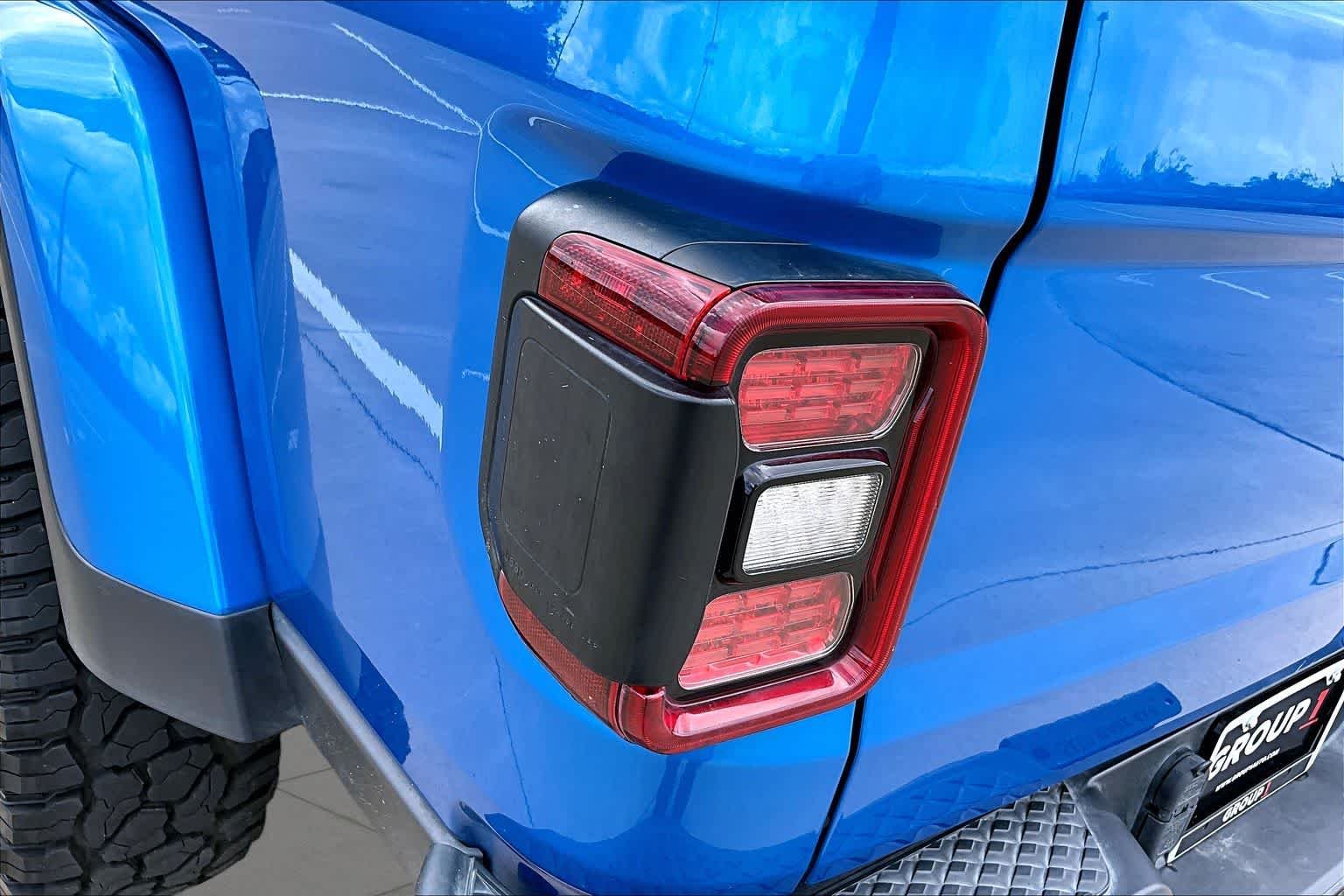 Used 2022 Hydro Blue Pearlcoat Jeep Mojave image 29