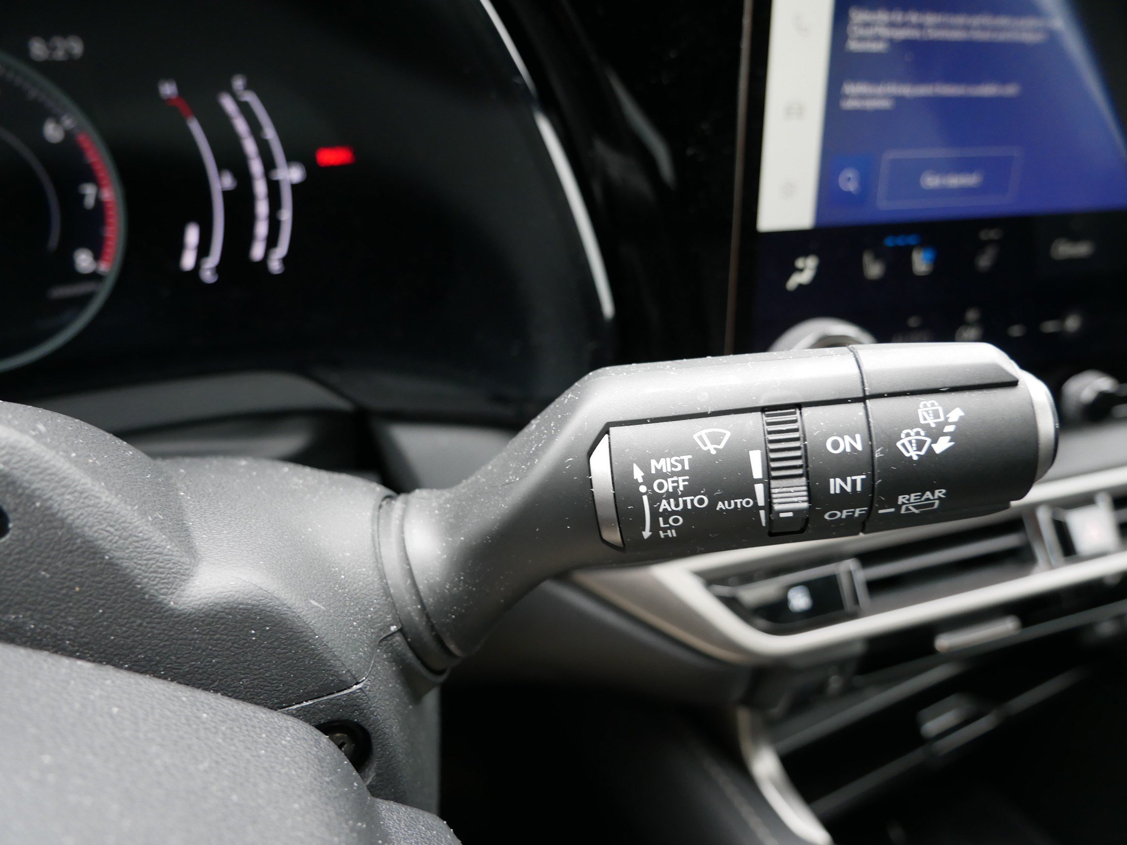 Used 2024 Iridium Lexus RX 350 Premium image 30