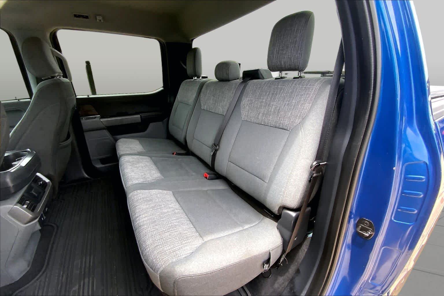 Used 2023 Atlas Blue Ford XLT image 19