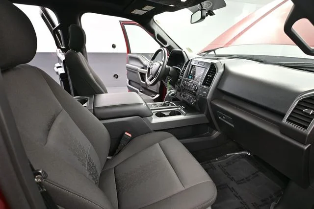 Used 2018 Red Ford XLT image 48