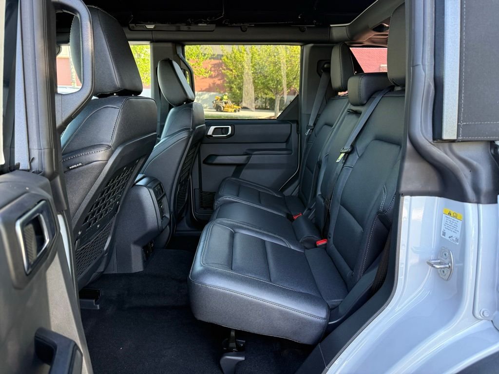 New 2026 Avalanche Gray Ford Big Bend image 18