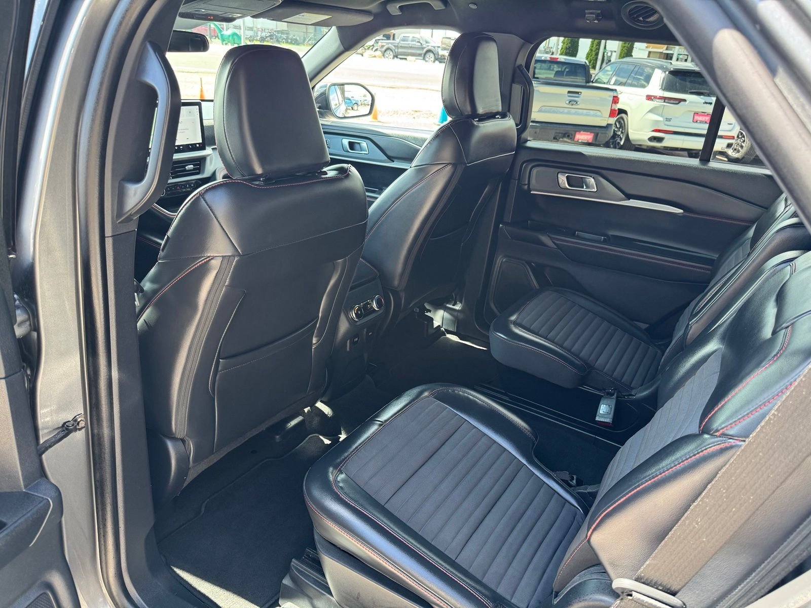 Used 2026 Gray Metallic Ford ST-Line image 28