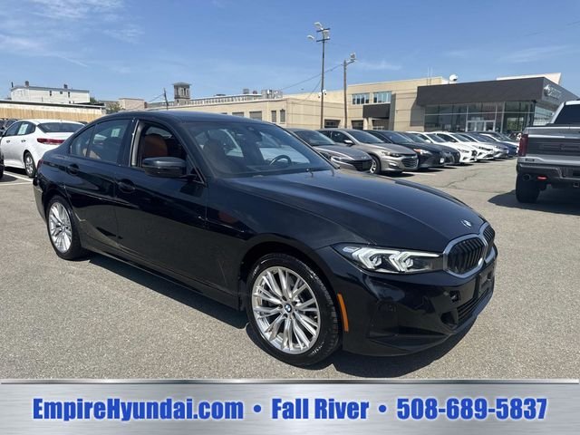 2023 BMW 3 Series 330i - Photo 2