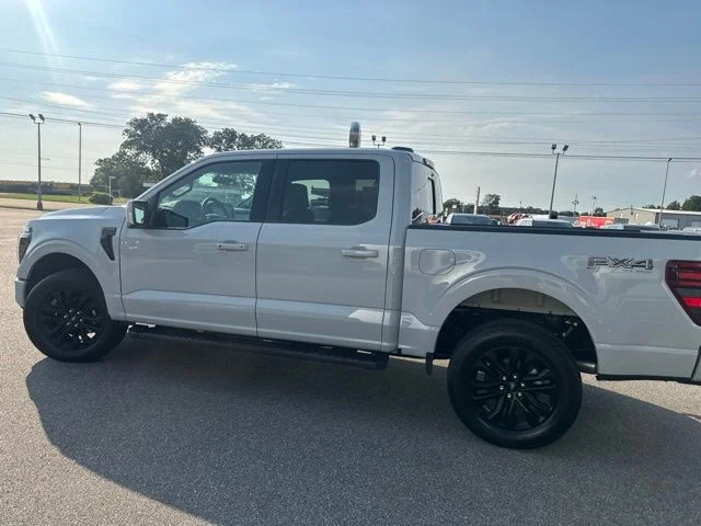 New 2026 Avalanche Ford Lariat® image 28