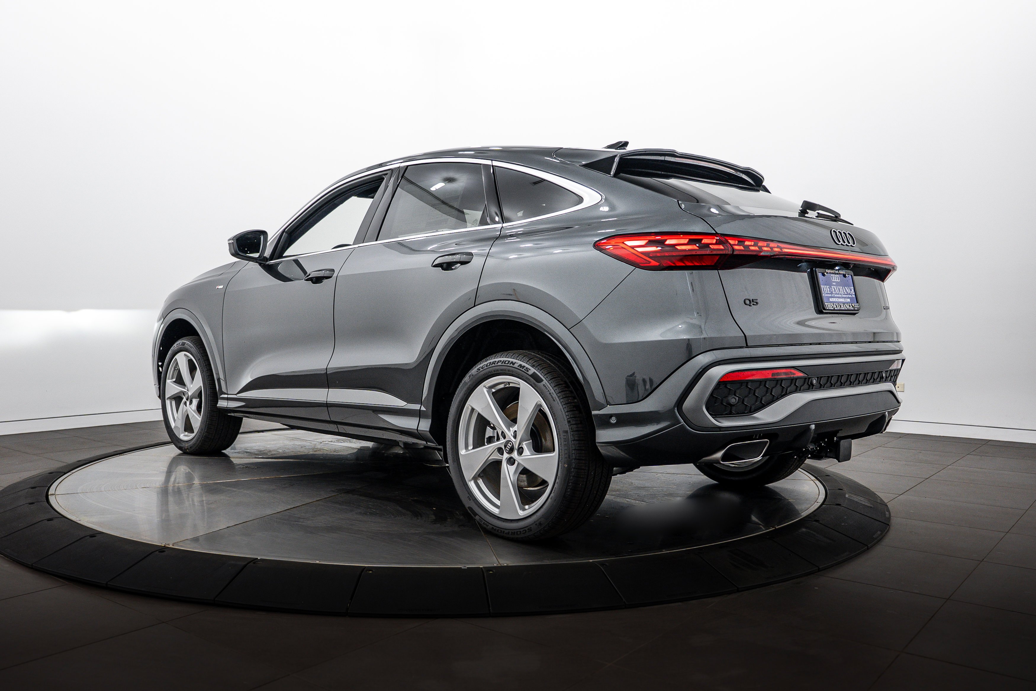 New 2026 Daytona Gray Audi Premium Plus image 5