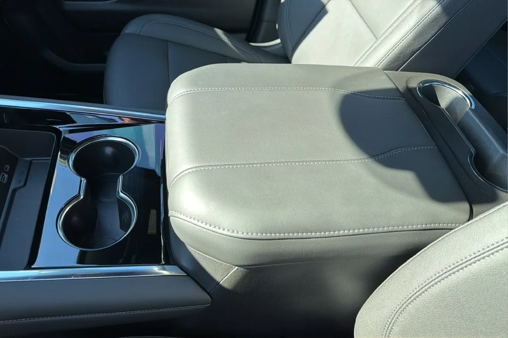 New 2026 Summit White Chevrolet LT image 28