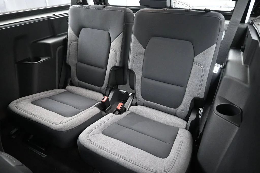 New 2026 Oxford White Ford Base image 16