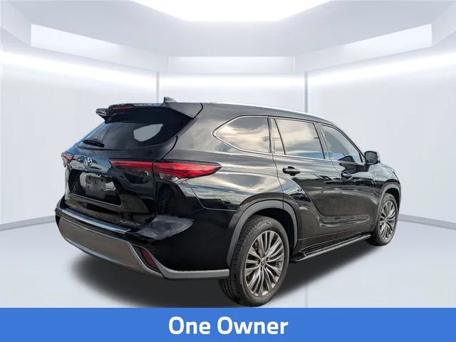 Used 2021 Black Toyota Platinum image 2