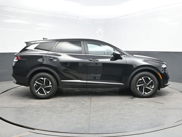 Used 2023 Black Kia LX image 8