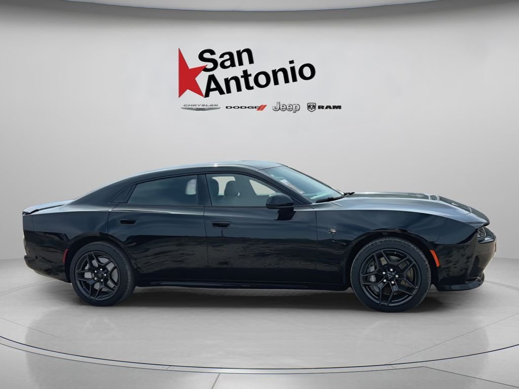 New 2026 Diamond Black Crystal Pearlcoat Dodge Scat Pack image 17