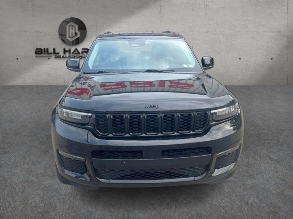 Used 2022 Black Jeep Limited image 2