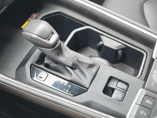Used 2025 Storm Cloud Toyota Limited Front-Wheel Drive image 17