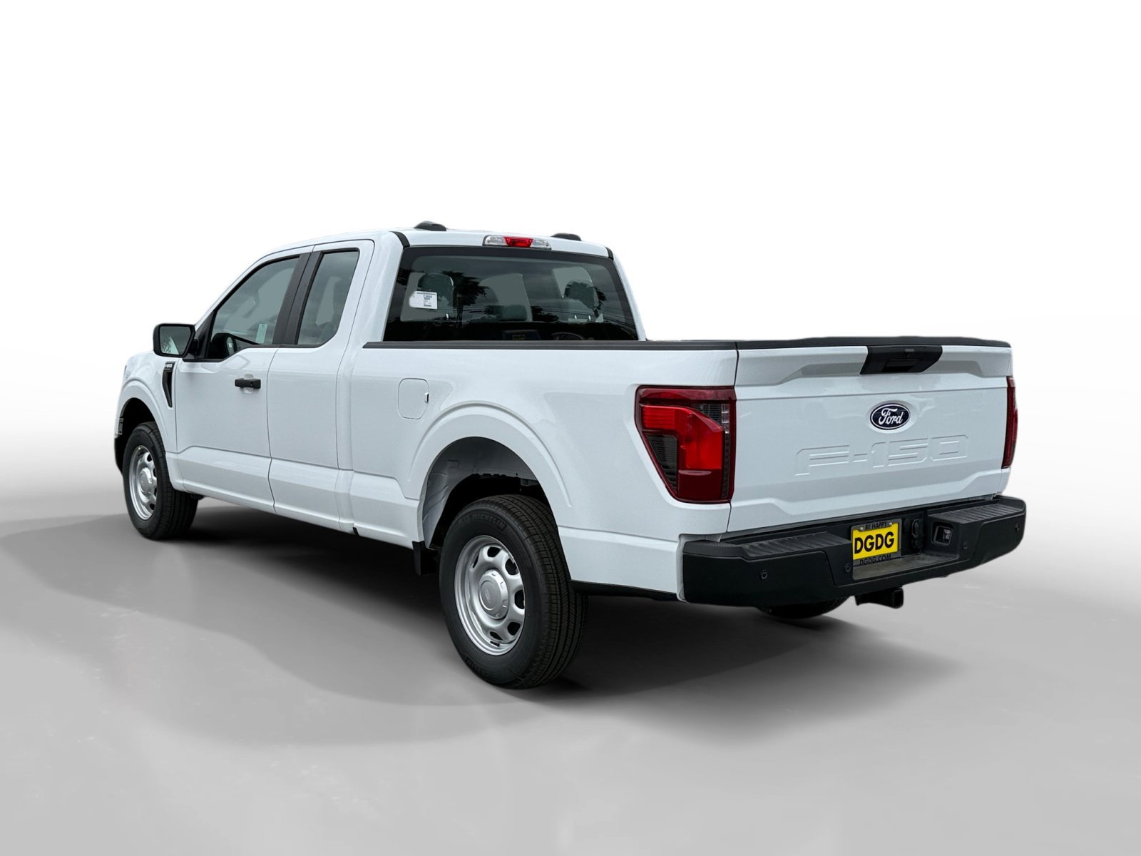 New 2026 Oxford White Ford XL image 3