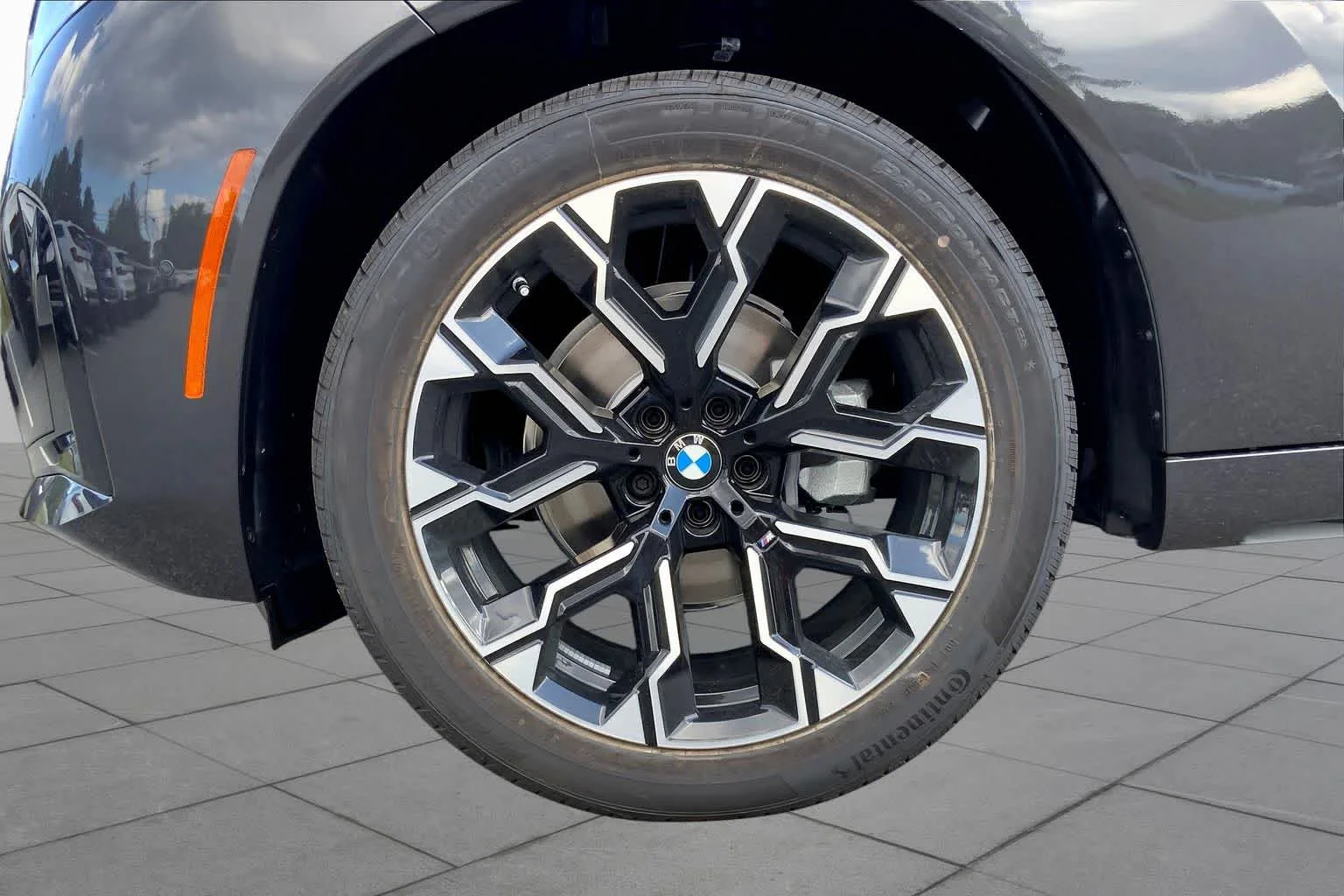New 2026 Dark Graphite Metallic BMW 30 xDrive image 11